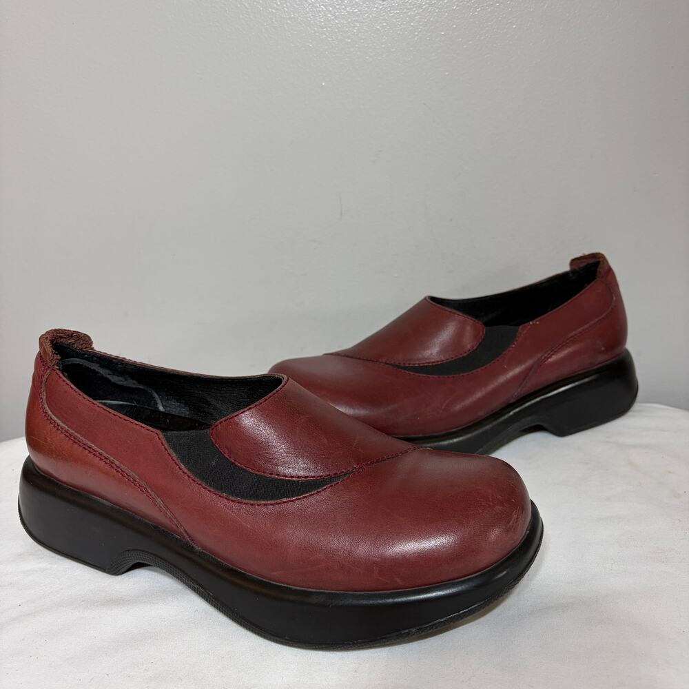 VTG Dansko Shoes Maroon Leather Slip On Comfy Casual Loafers Office 10.5